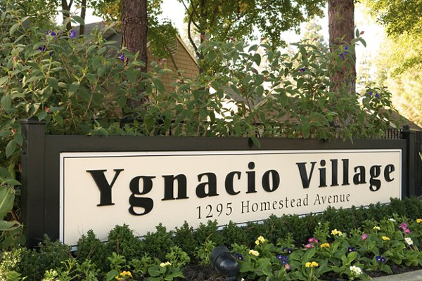 Ygnacio Village: Serene garden-style apartments in Walnut Creek