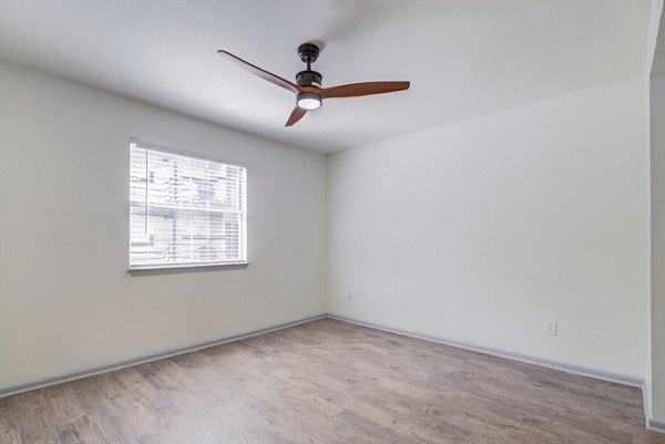 bedroom at Railyard Apartments