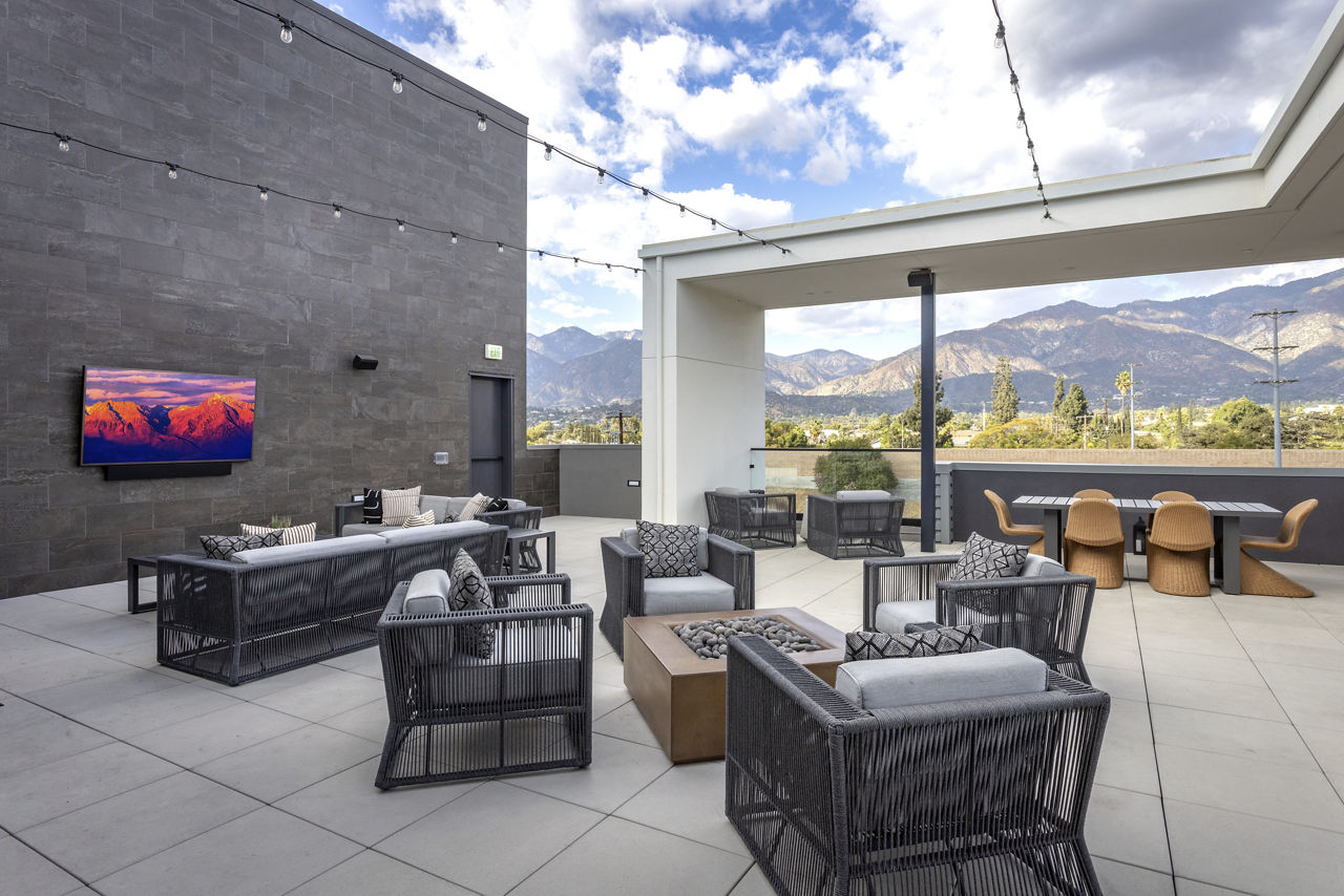 Roof deck at Alexan Marmont (2 of 5)