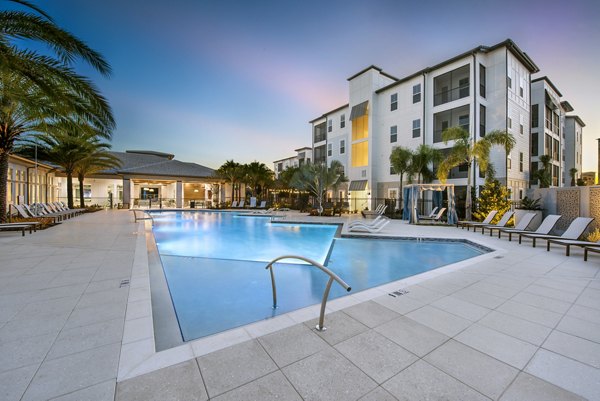 Infinity swimming pool at SUR Lake Buena Vista Apartments offering luxury amenities near downtown Orlando
