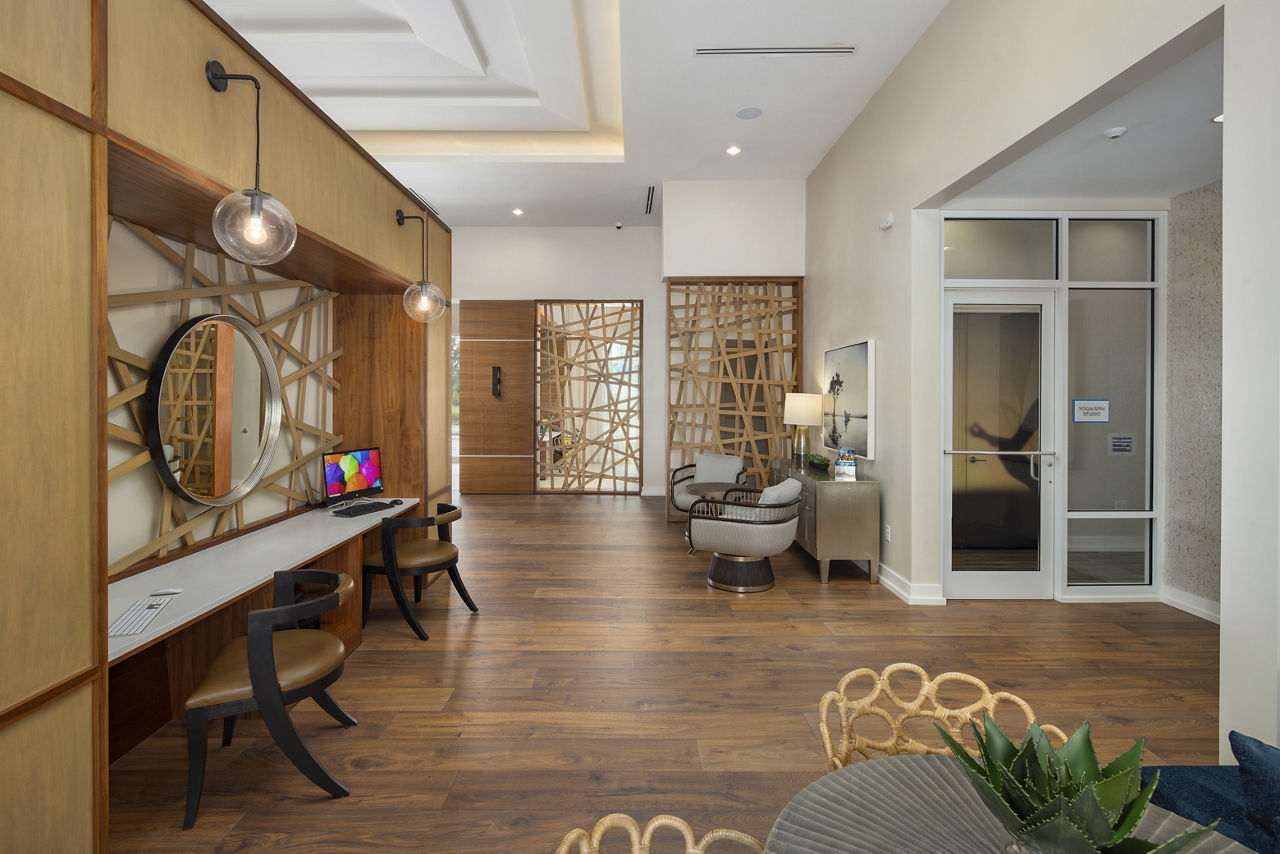 Work space at Sur Southside Quarter Apartments (1 of 3)
