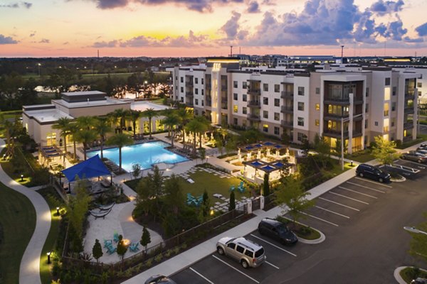 SUR Southside Quarter: Contemporary design view of luxury apartments in Jacksonville