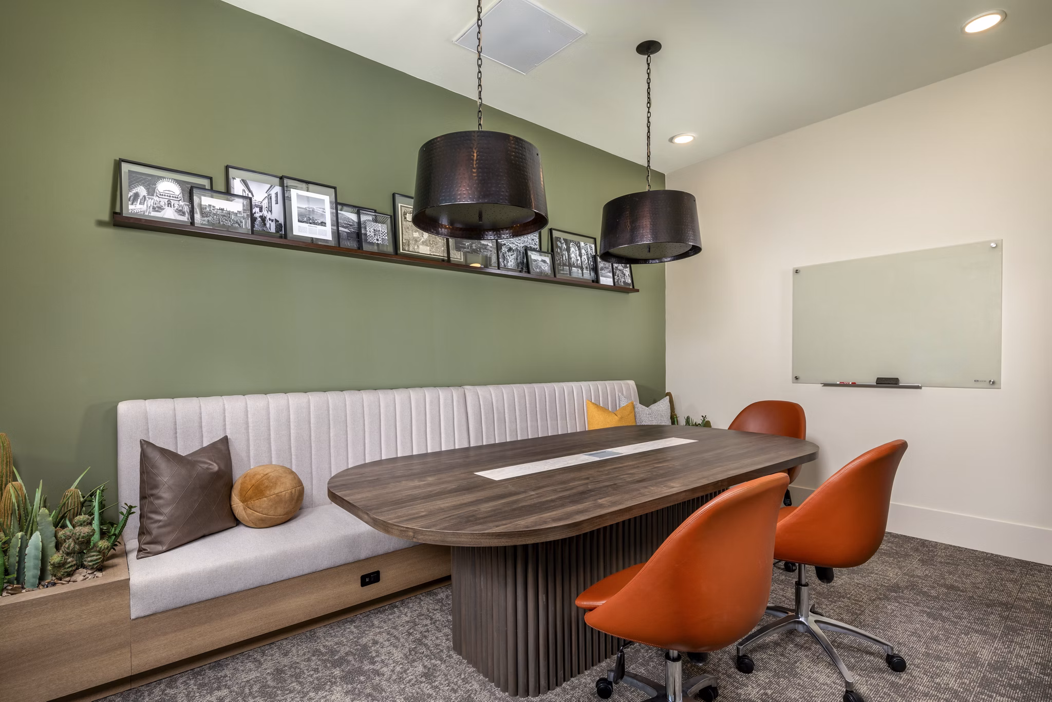 meeting facility at Jefferson Avena Apartments