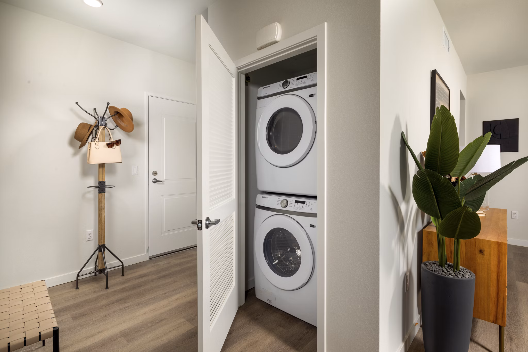 laundry facility at Jefferson Avena Apartments