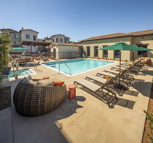 pool at Jefferson Avena Apartments