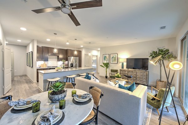 dining room at The Pointe at Valley Ranch Town Center Apartments