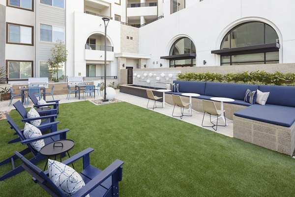 patio at Zia Apartments 