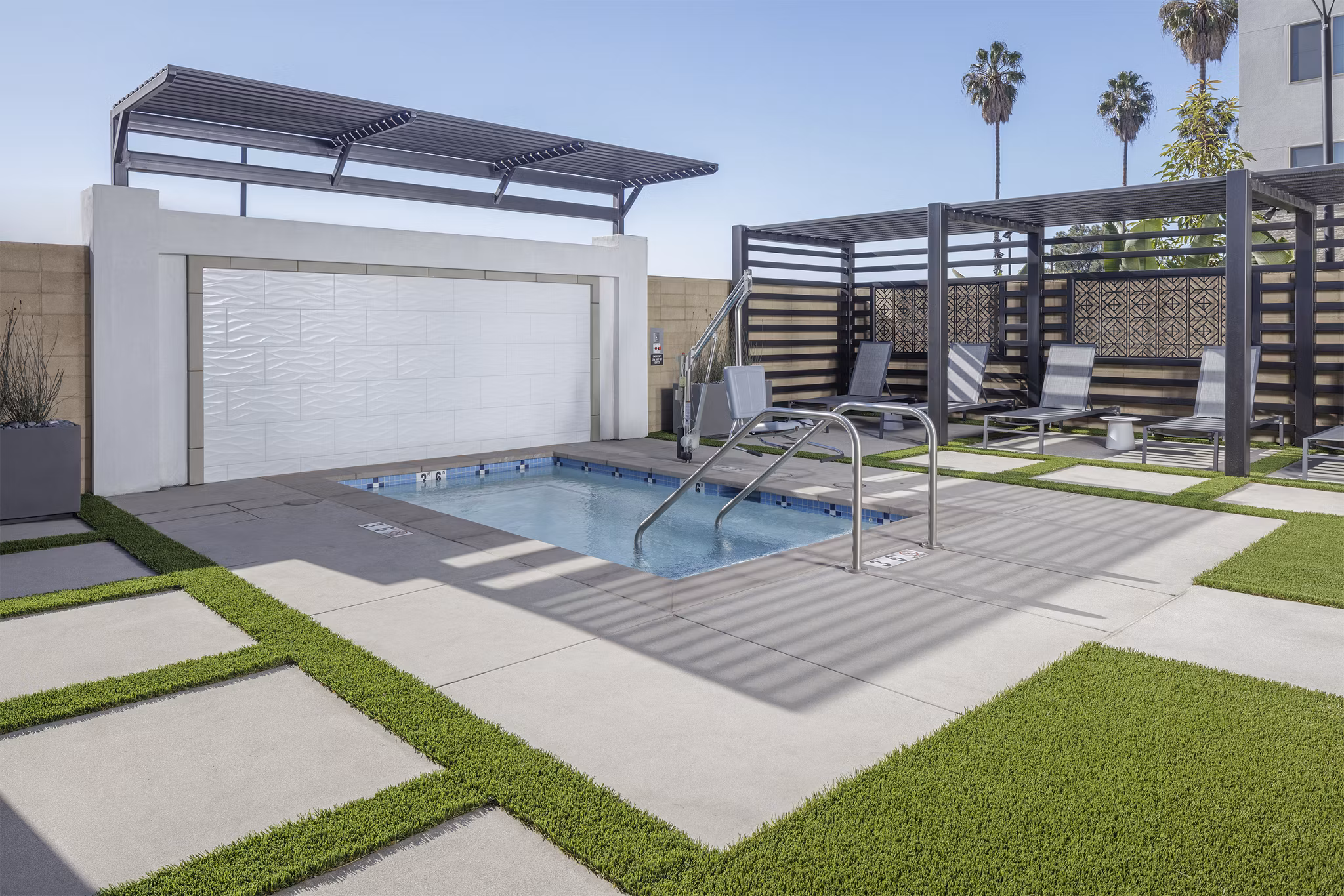 pool at Zia Apartments