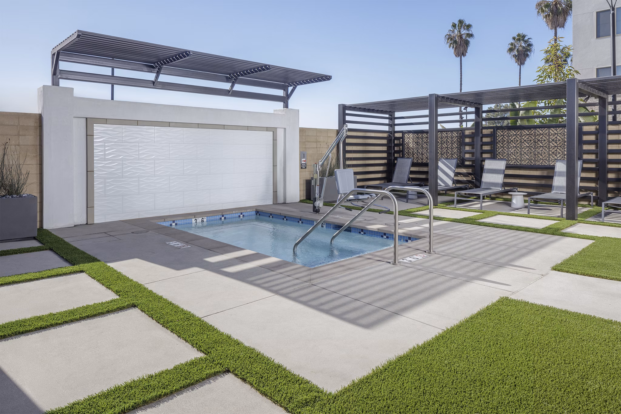 pool at Zia Apartments