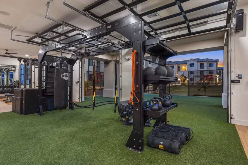fitness center at Solara Vista Apartments 