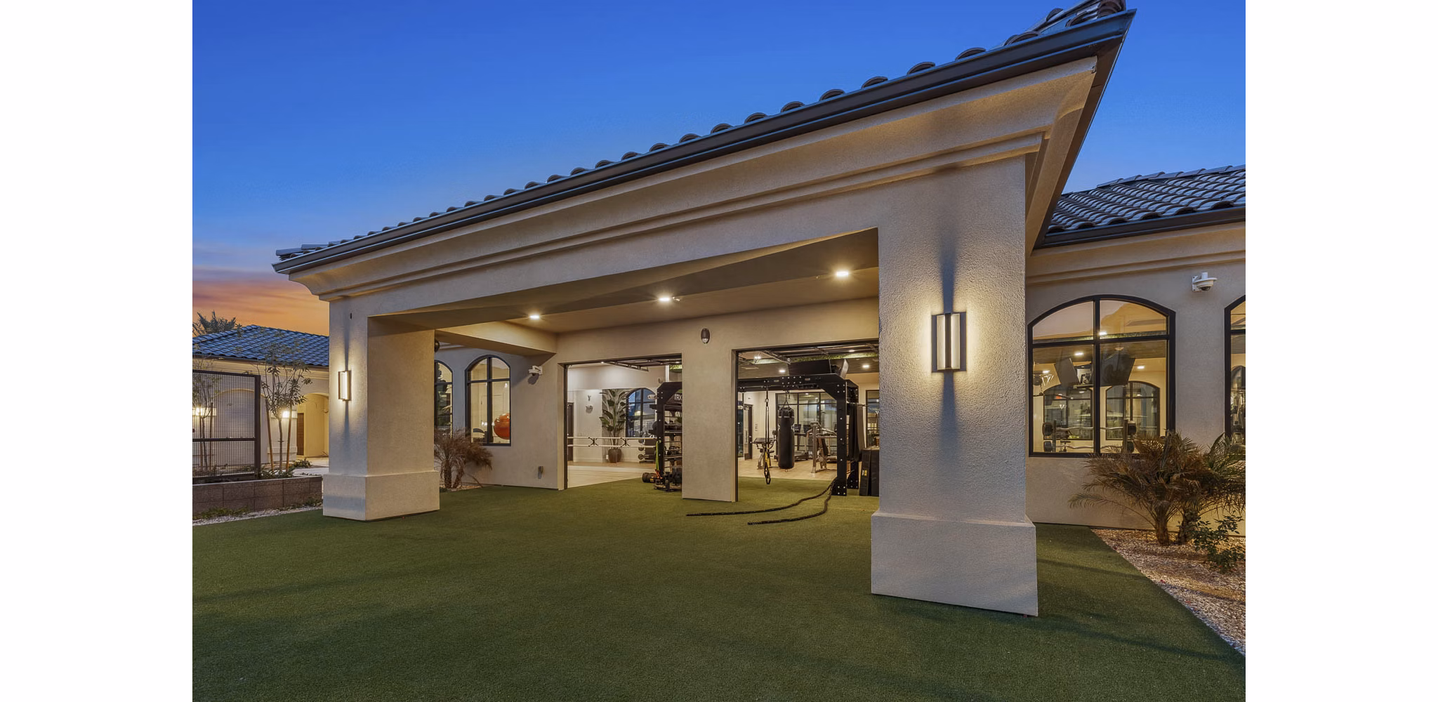 fitness center at Solara Vista Apartments 