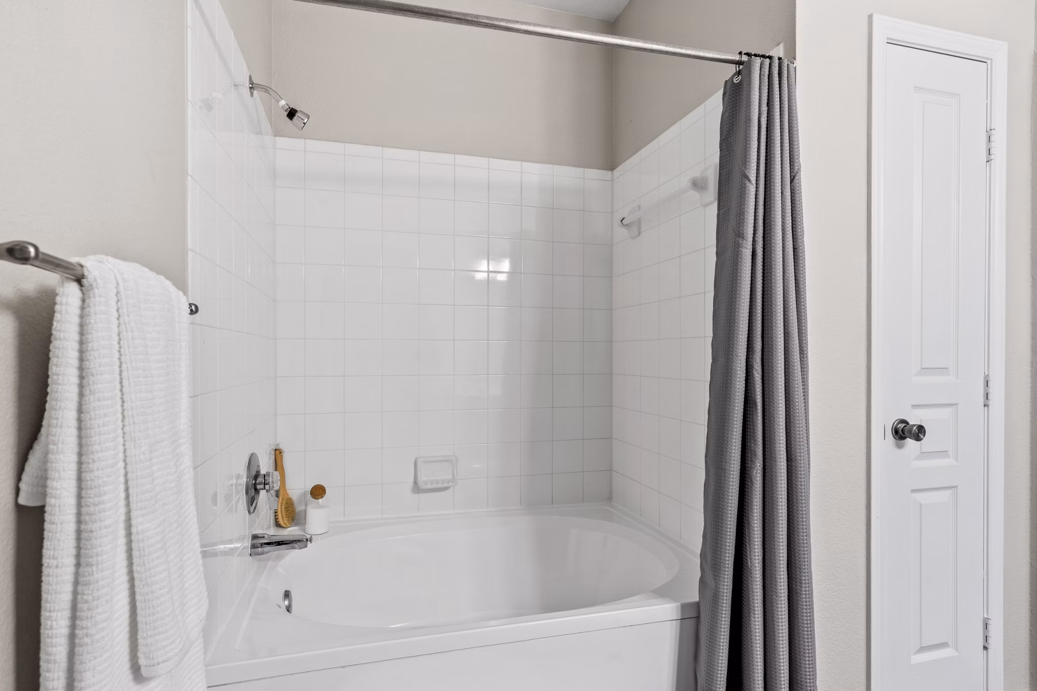 bathroom at Bardin Greene Apartments 