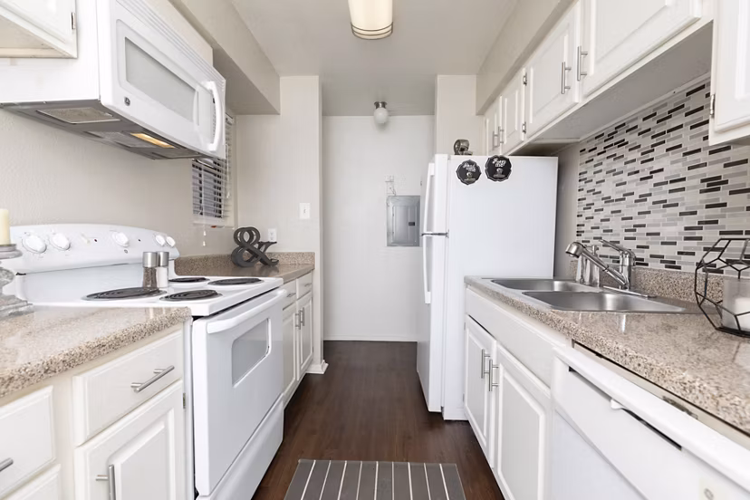 kitchen at Circle at Point Park Apartments