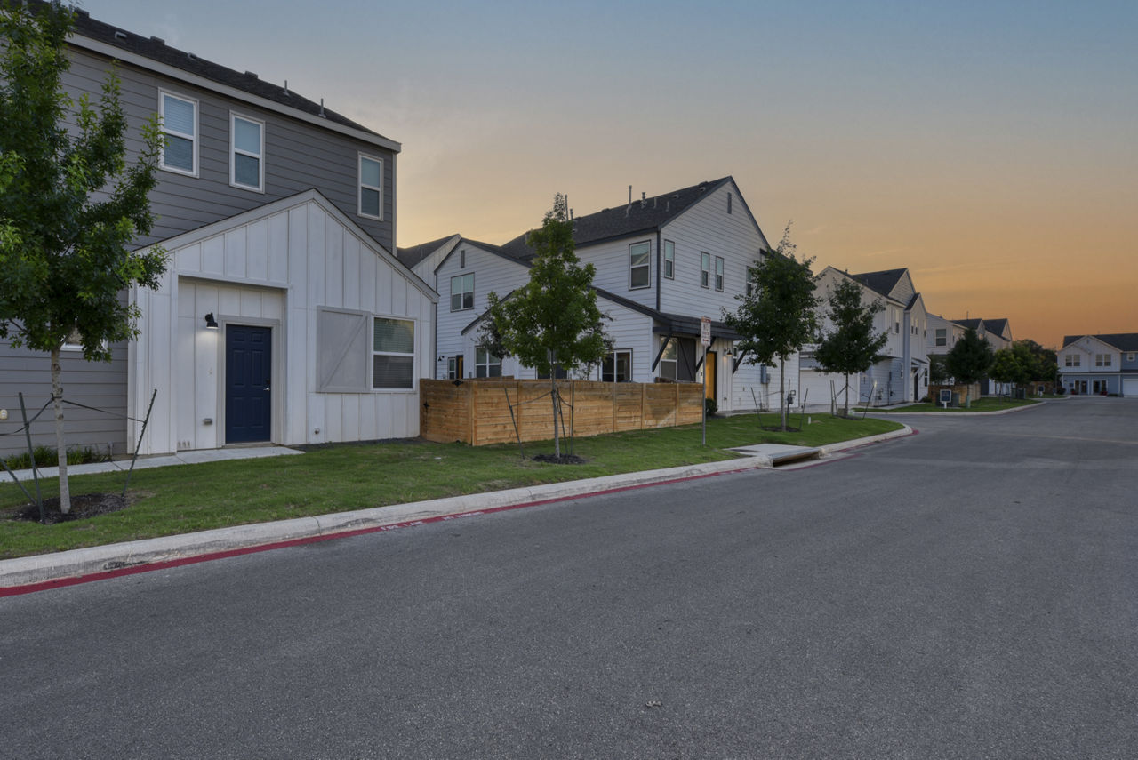 Farm Haus Luxury Rental Homes San Antonio Tx 6 of 12