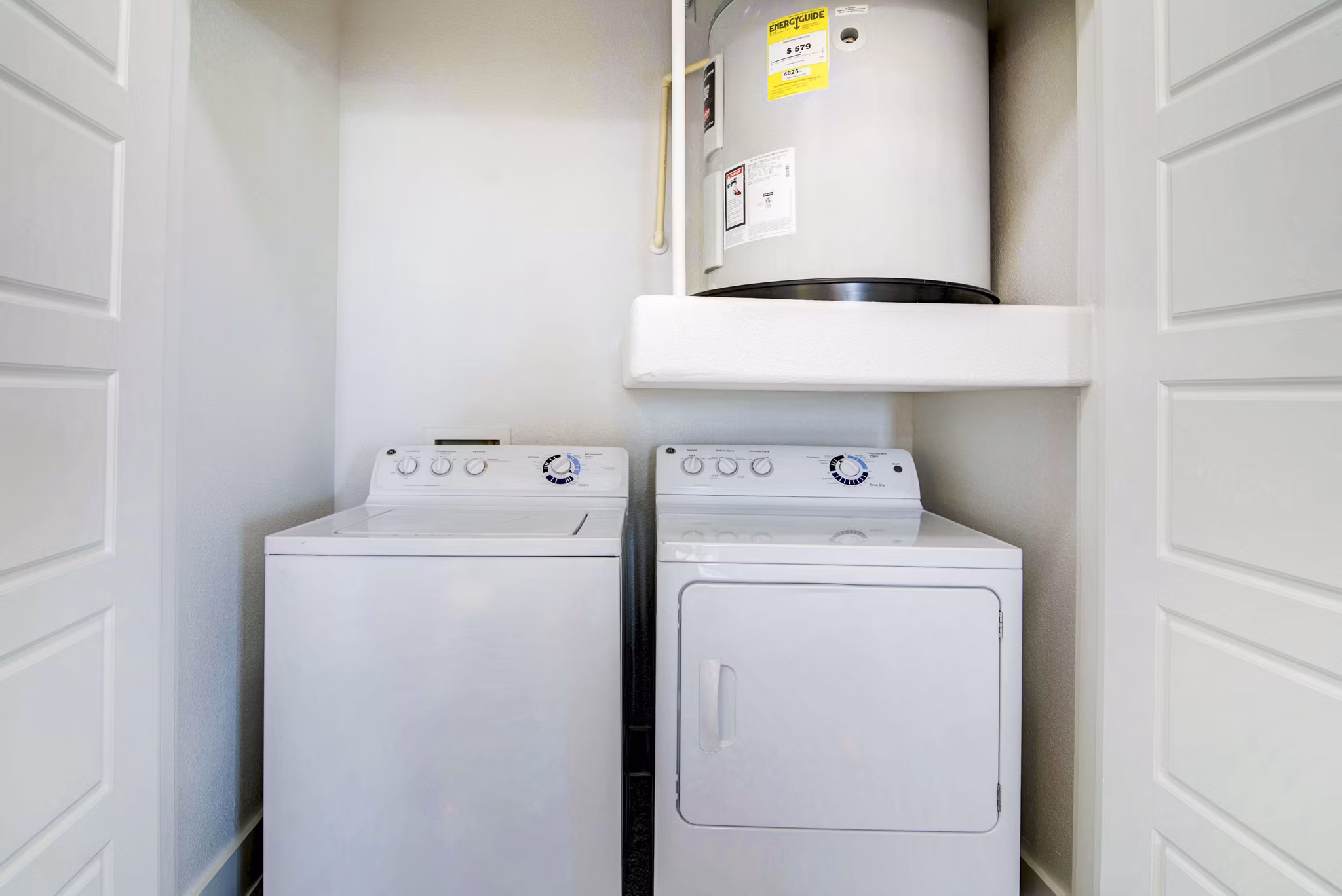 laundry room at The View at TPC Apartments