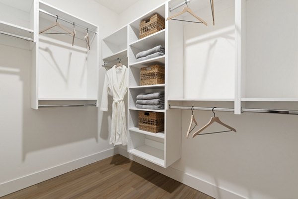 closet at The Jaxon Luxury Apartments