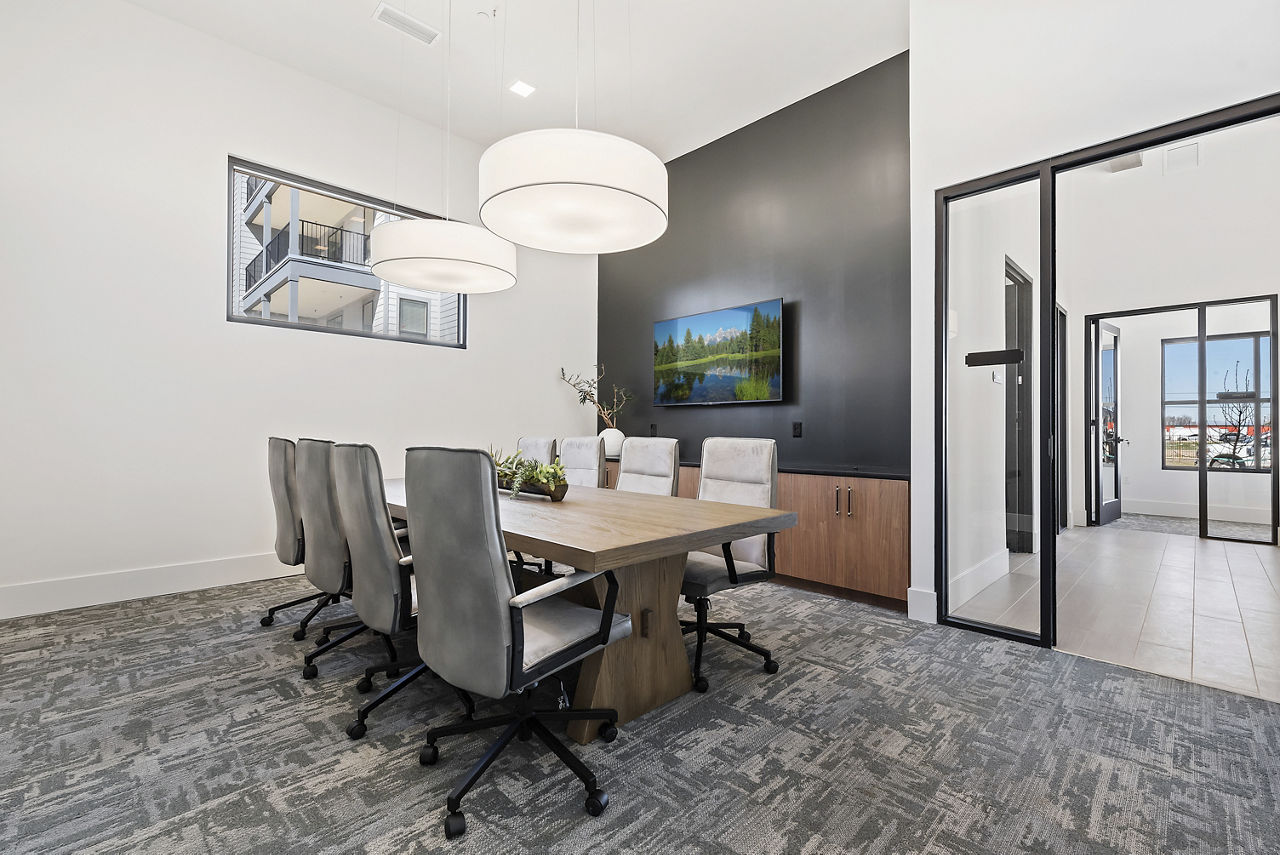 Work space at The Jaxon Luxury Apartments (1 of 3)