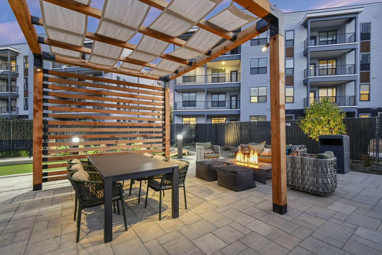 Grill area at The Jaxon Luxury Apartments (2 of 4)