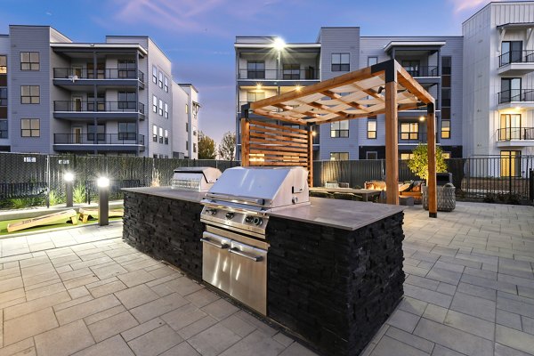 grill area at The Jaxon Apartments