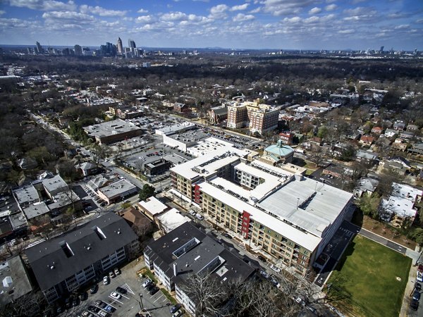 Panoramic neighborhood view from 675 N Highland luxury apartments in vibrant city setting