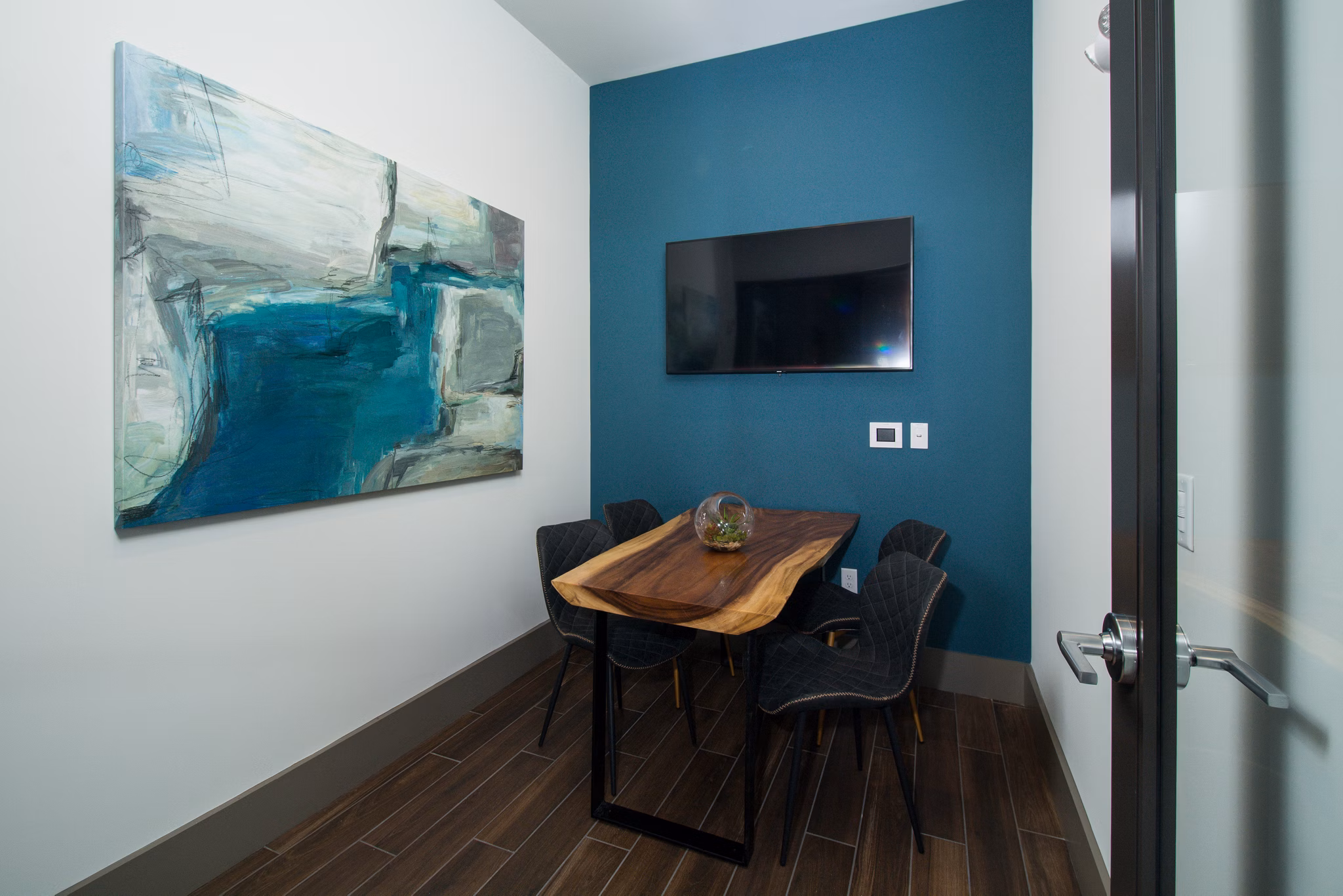 Modern meeting facility with state-of-the-art technology at Alta Clara at the Fells Apartments