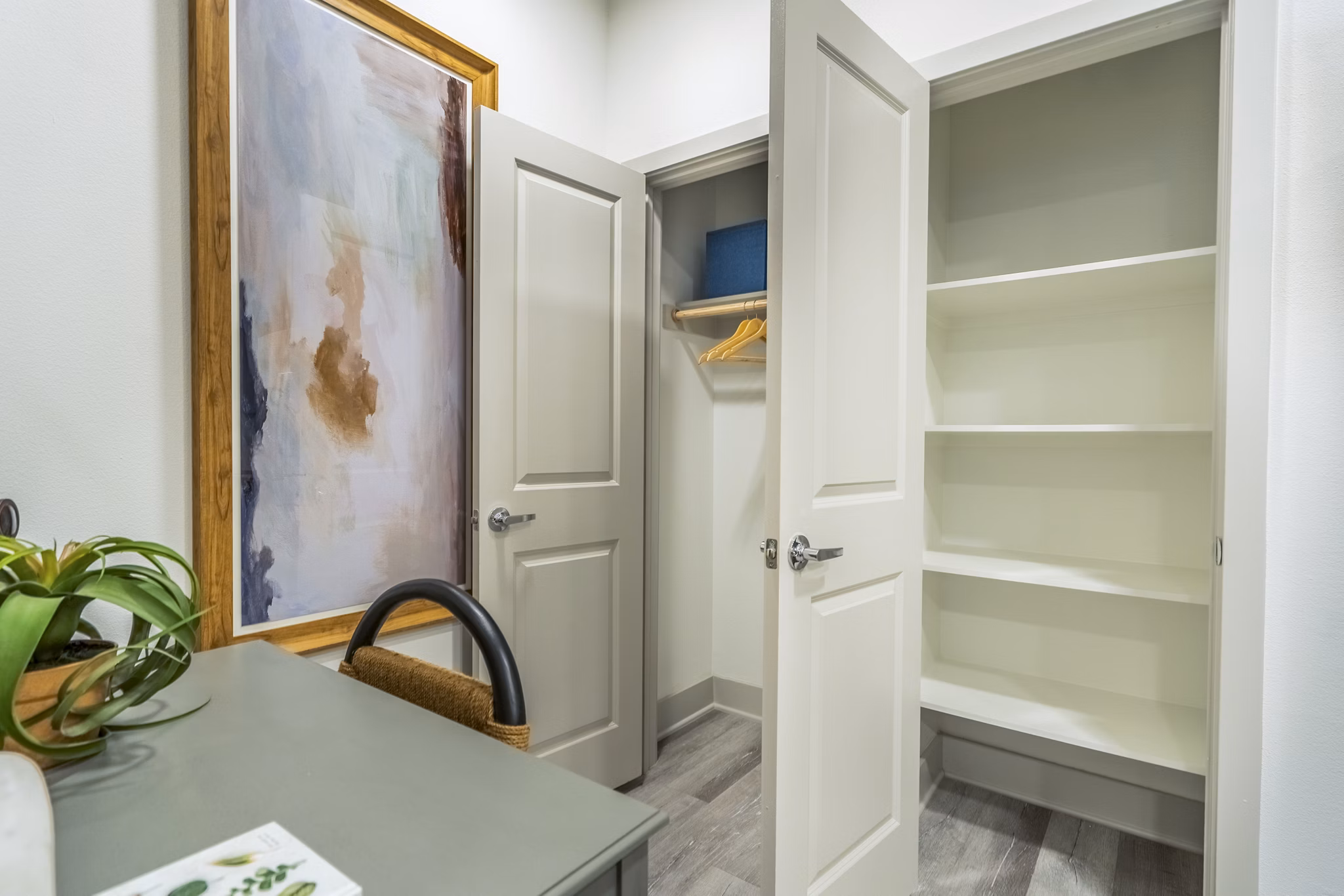 Spacious living room with modern decor at Alta Cypress Springs Apartments