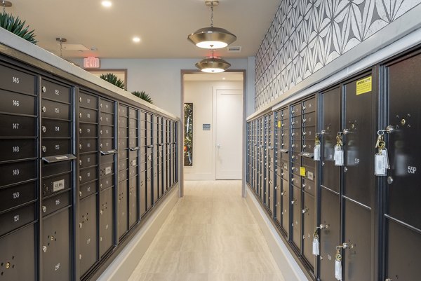 Alta Deco Apartments: Contemporary clubhouse with stylish seating and decor
