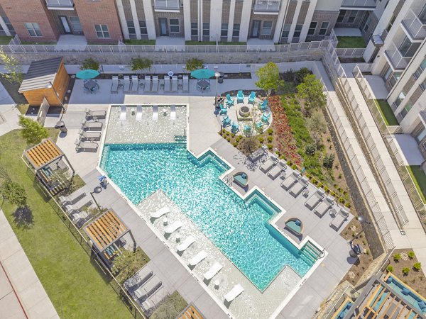Alta Firewheel Apartments: Stunning skyline view from luxury high-rise near city center