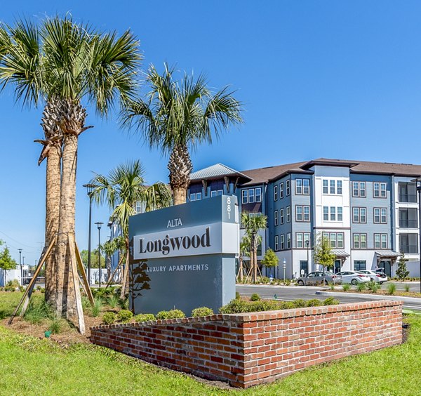 Alta Longwood Apartments: Stylish modern building in sought-after neighborhood