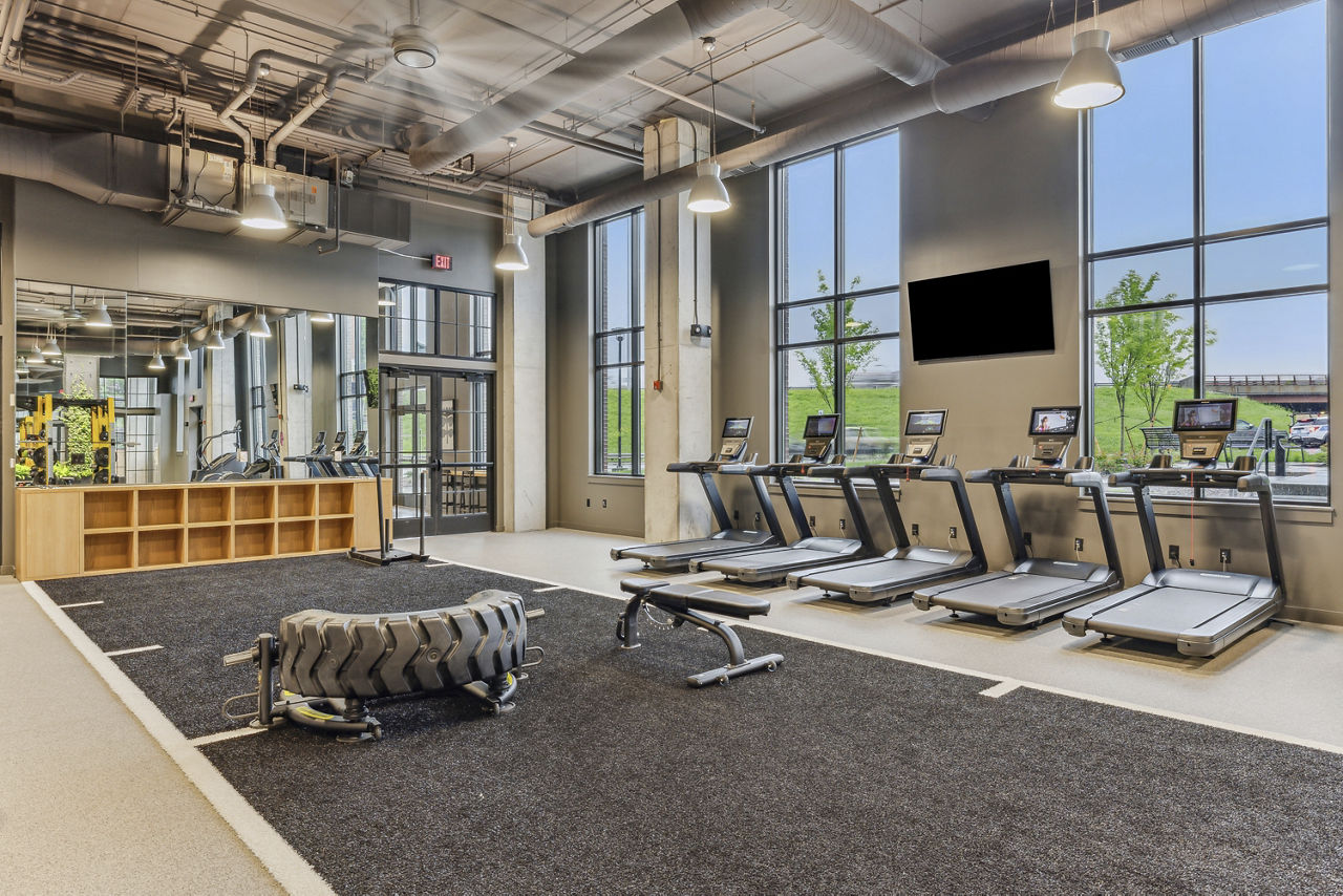 Gym at Aria On The Row (2 of 4)