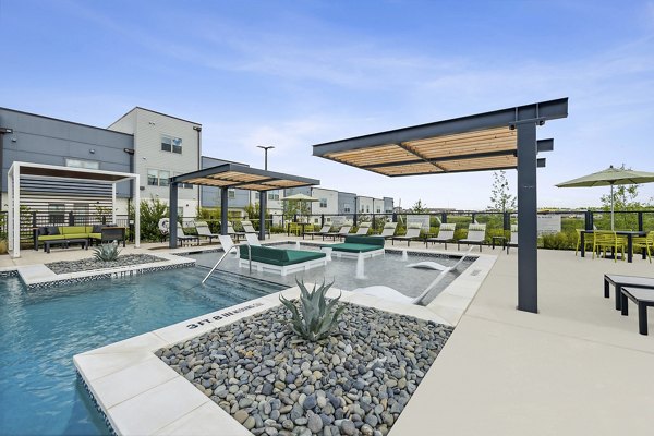 pool at Alta Wildhorse Ranch Apartments