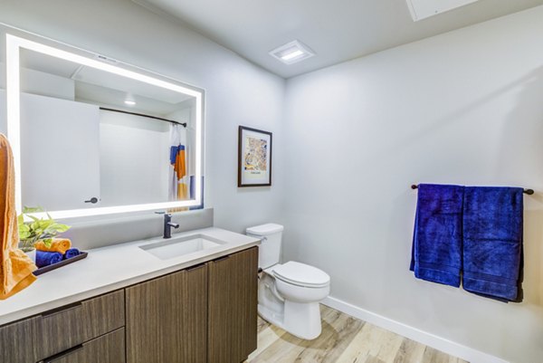 bathroom at Edson House Apartments