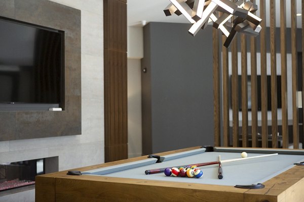 Elden Galleria Apartments: Stylish clubhouse with modern furnishings and community space