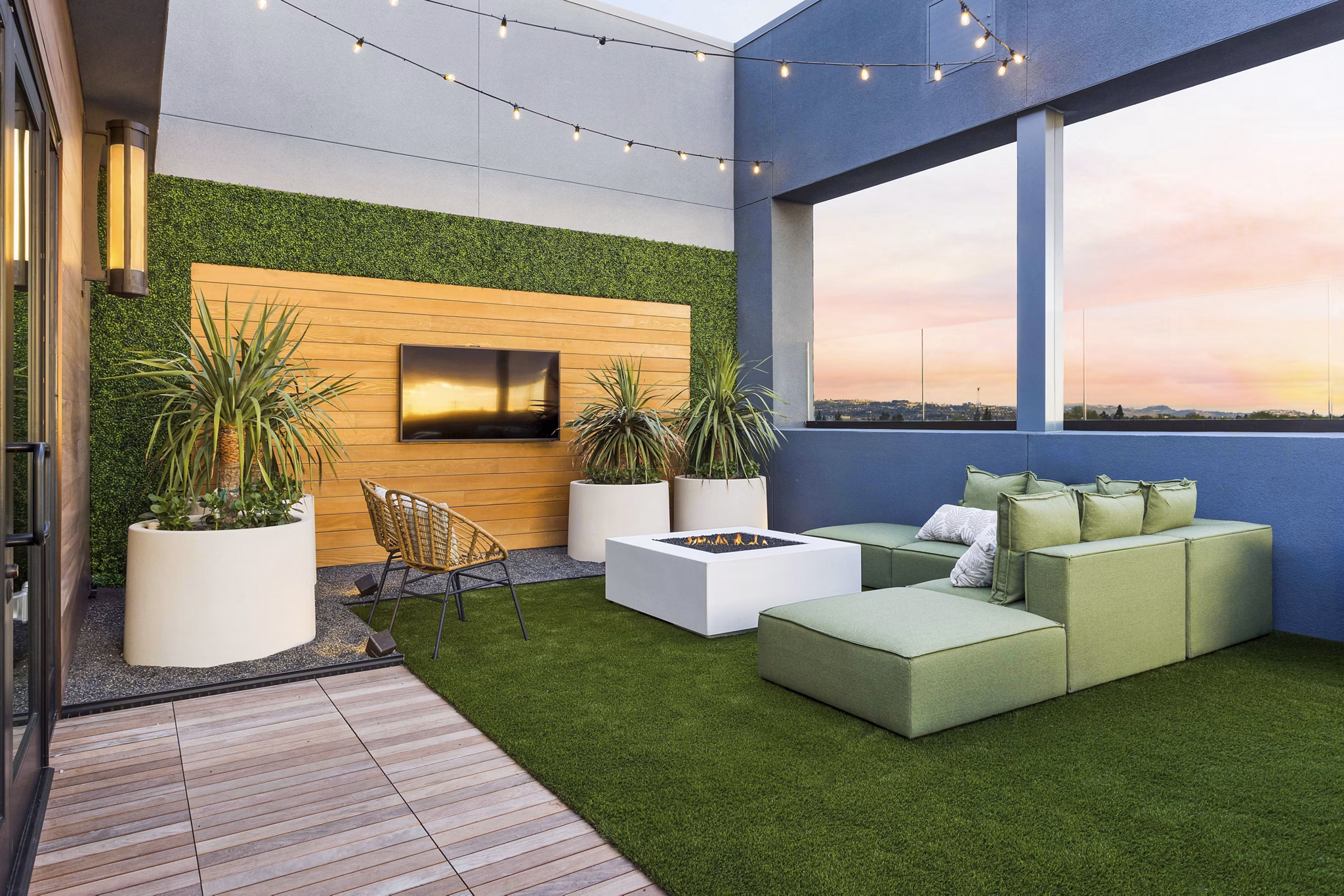 fire pit/patio at Jefferson Cenza Apartments
