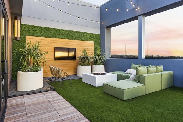 fire pit/patio at Jefferson Cenza Apartments