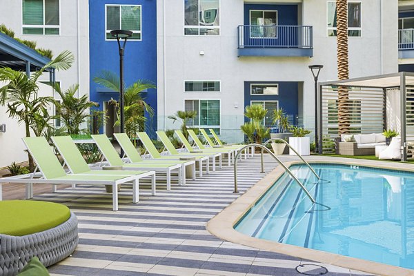 pool at Jefferson Cenza Apartments