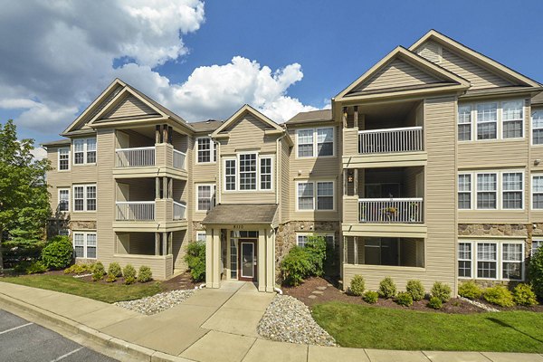 Exterior at Kaiser Park Apartments