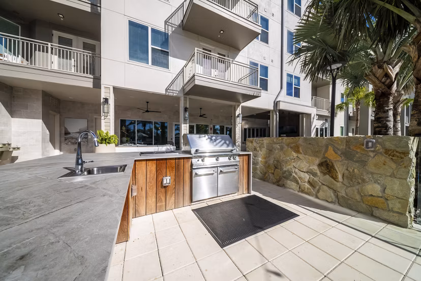Novel Nona Apartments: Elegant of luxury apartments in vibrant Lake Nona