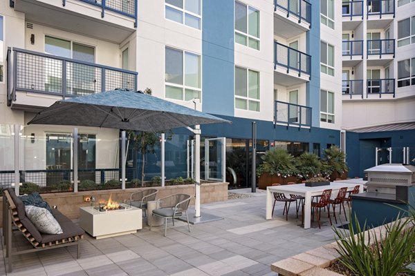 Exterior at Lantana at Milpitas Station Apartment