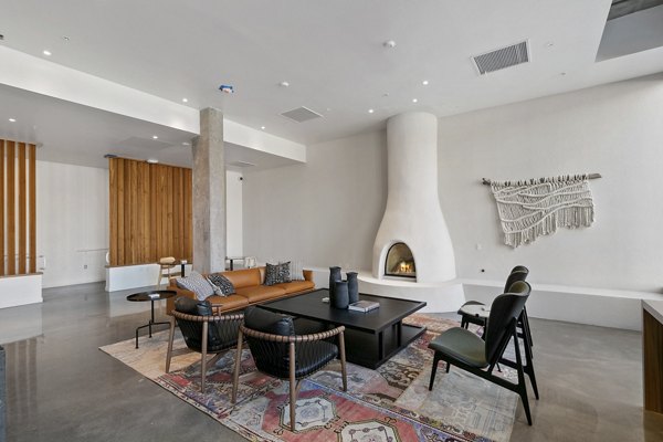 Spacious living room with modern decor at Lantana Uptown luxury apartments in vibrant city center