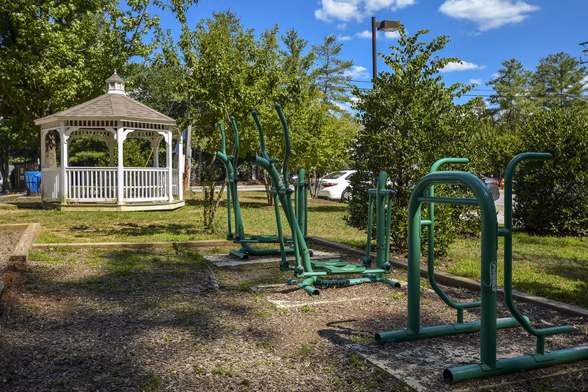 Orchard Park Apartments: Elegant building with modern design in a serene neighborhood