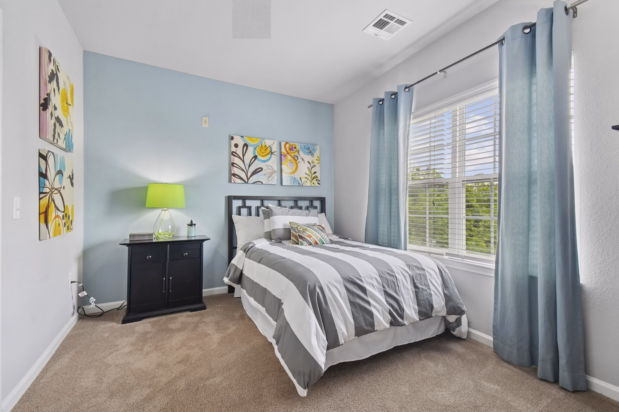 bedroom at The Park at Walnut Ridge Apartments