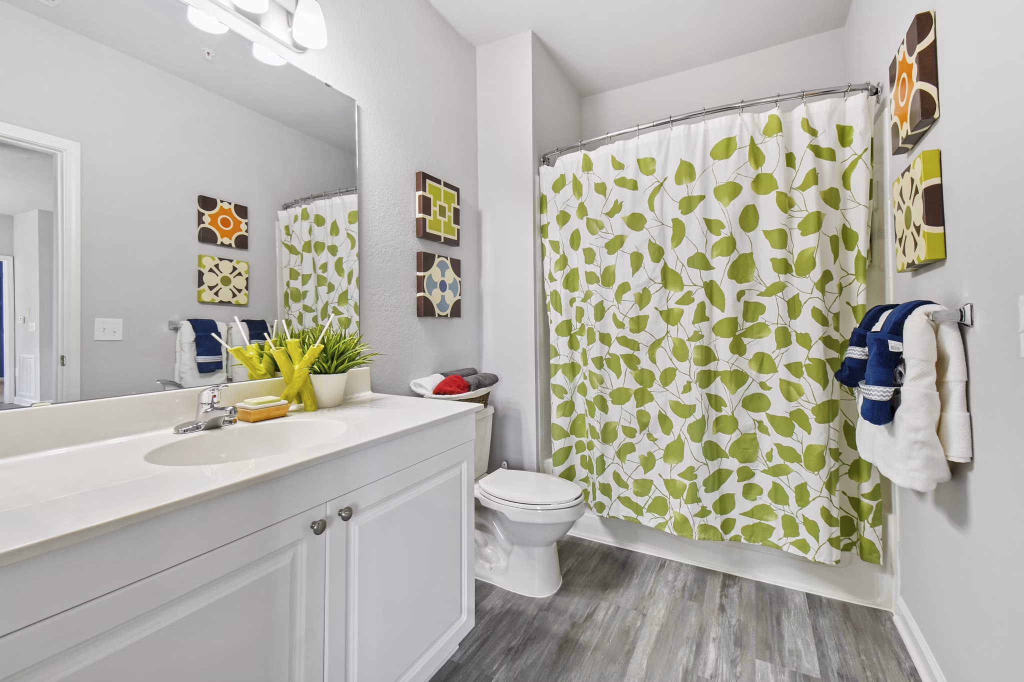 bathroom at The Park at Walnut Ridge Apartments