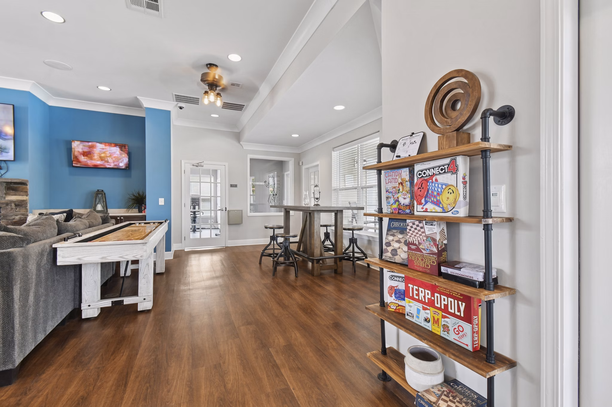 clubhouse at The Park at Walnut Ridge Apartments