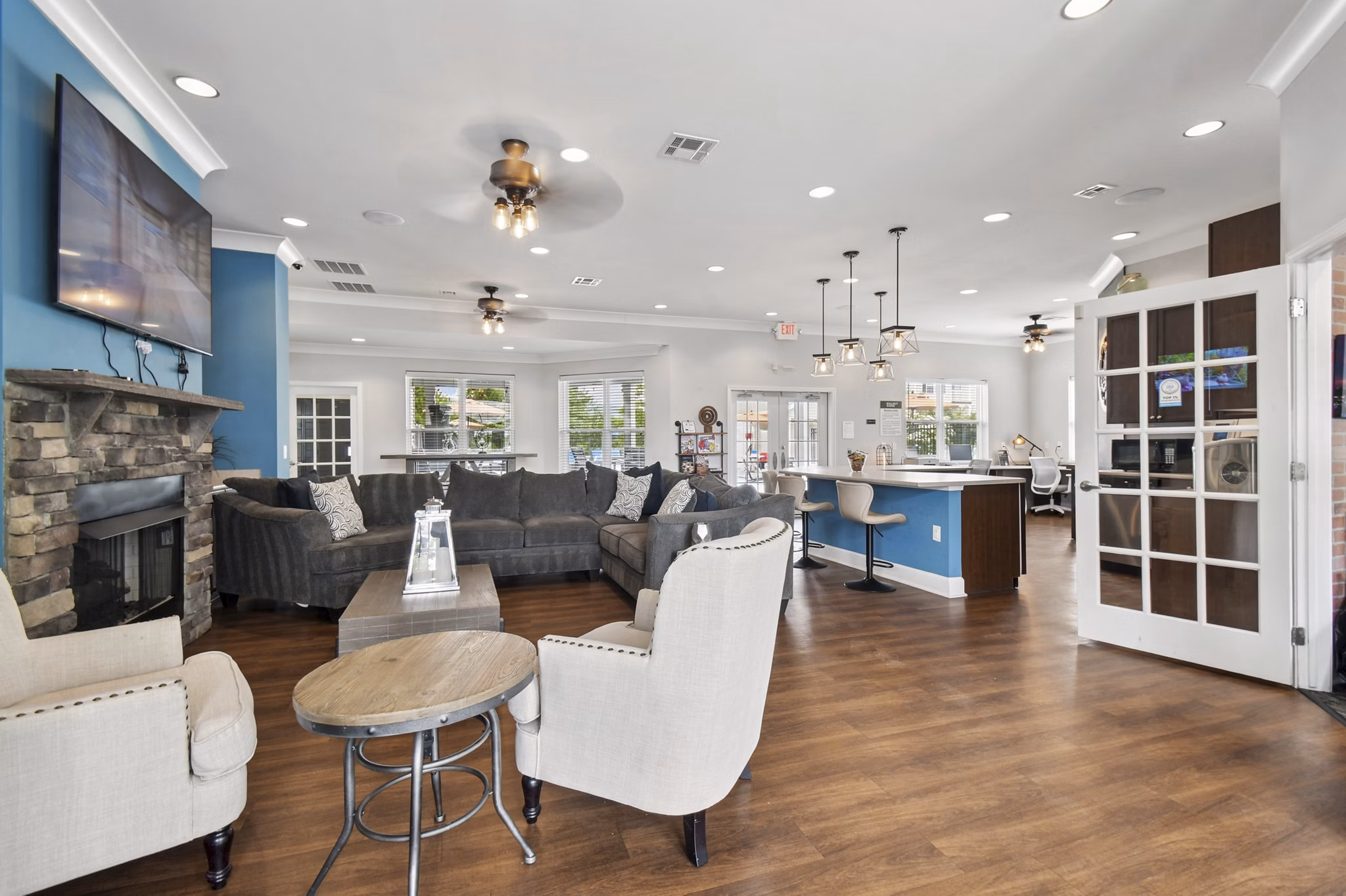 clubhouse at The Park at Walnut Ridge Apartments