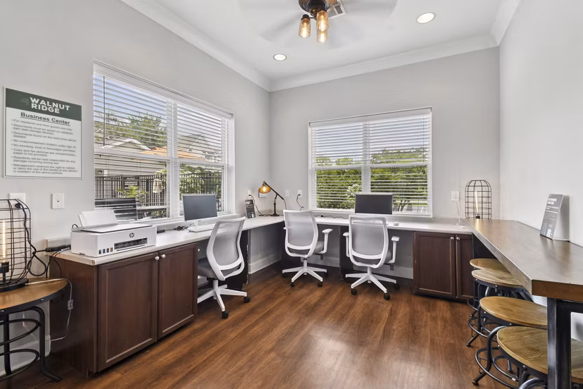clubhouse at The Park at Walnut Ridge Apartments