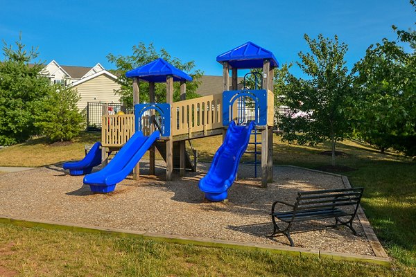 Recreation area with outdoor seating at The Park at Walnut Ridge Apartments