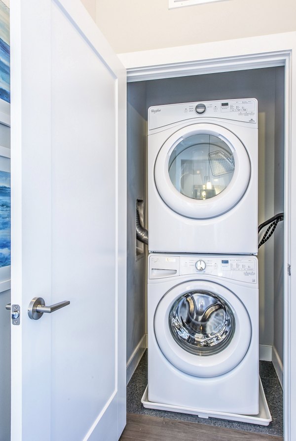 laundry room at Re150 Apartments