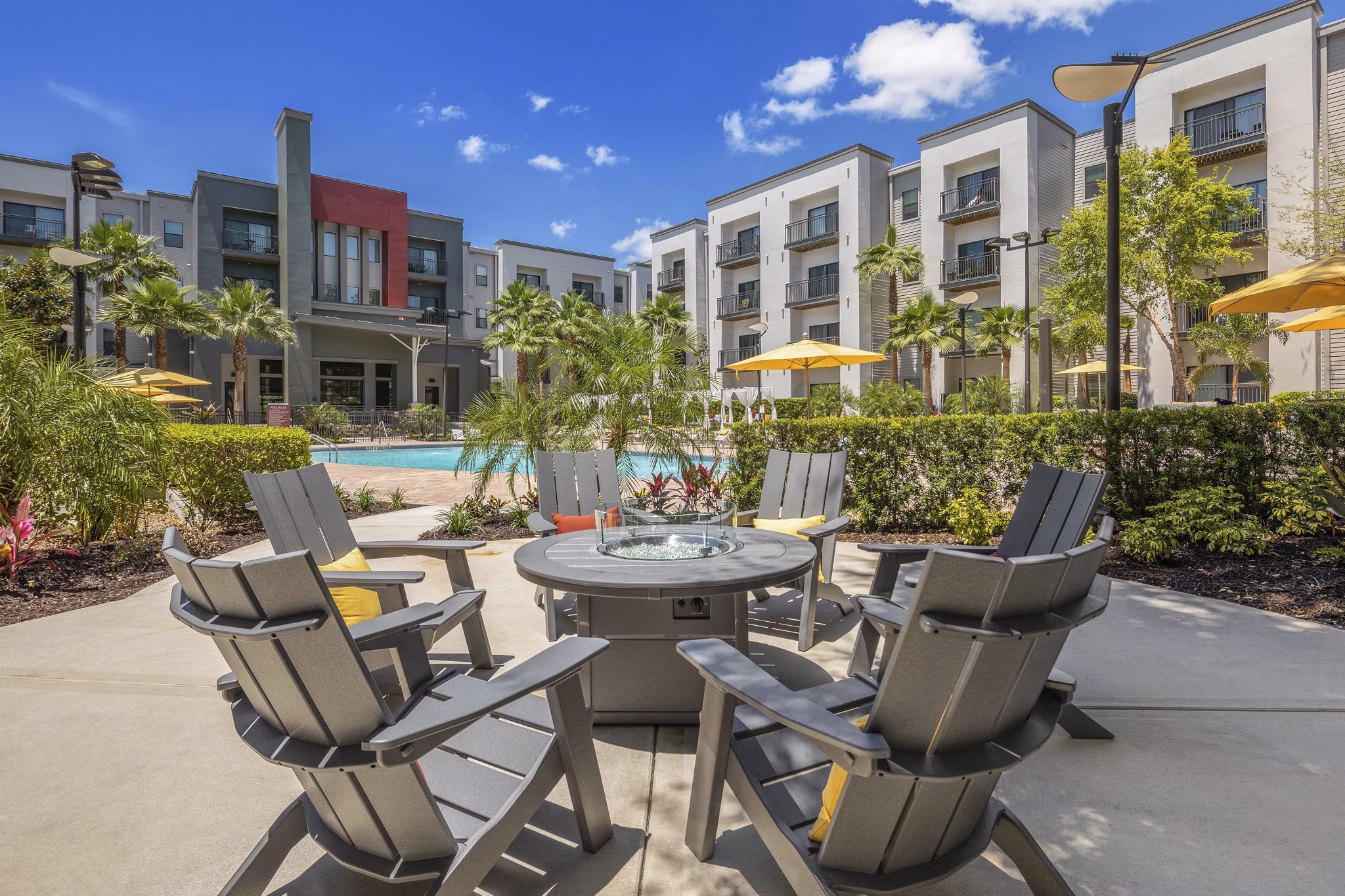 Solara Apartments: Modern luxury apartment in a vibrant community setting
