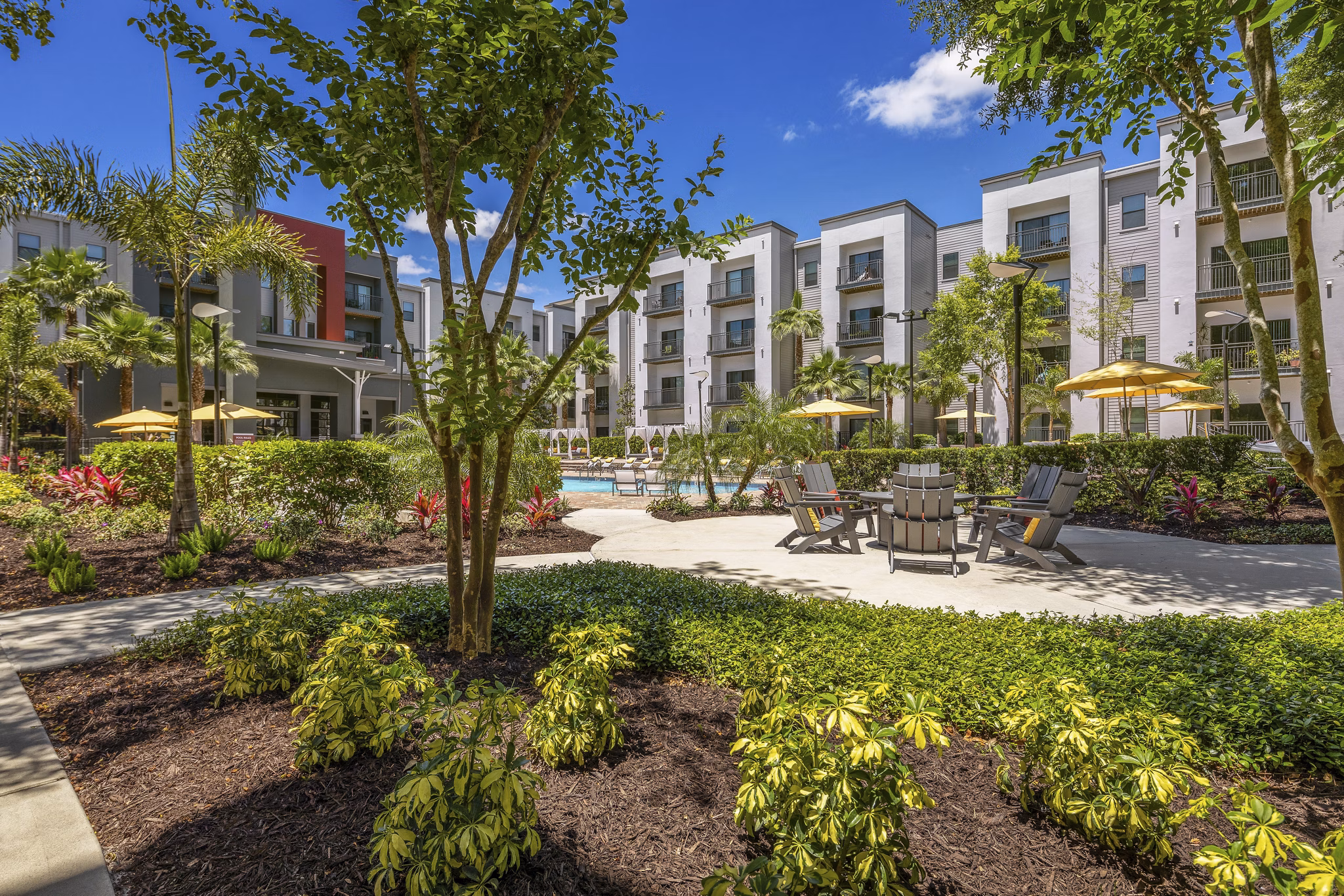 Solara Apartments: Elegant design of luxury apartments in vibrant cityscape